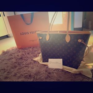 Louis Vuitton Neverfull MM